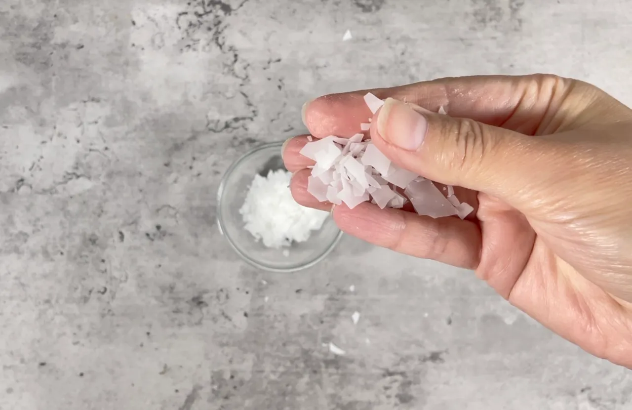 How to Make a Basic Lotion / Cream — step 2