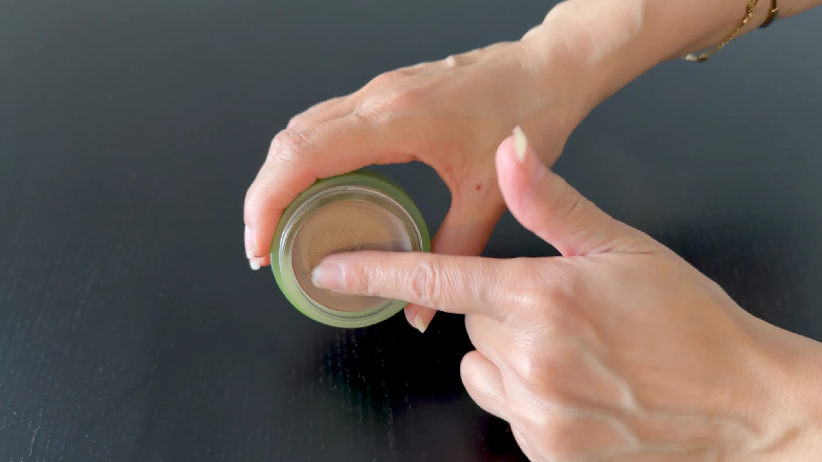 Applying the finished cream eyeshadow
