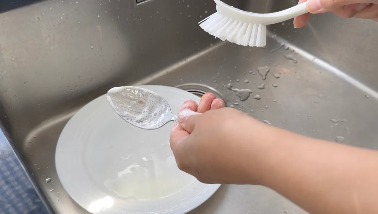 DIY Liquid Dish Soap Recipe (Gentle on Hands, No SLS, 5 Ingredients) — step 2