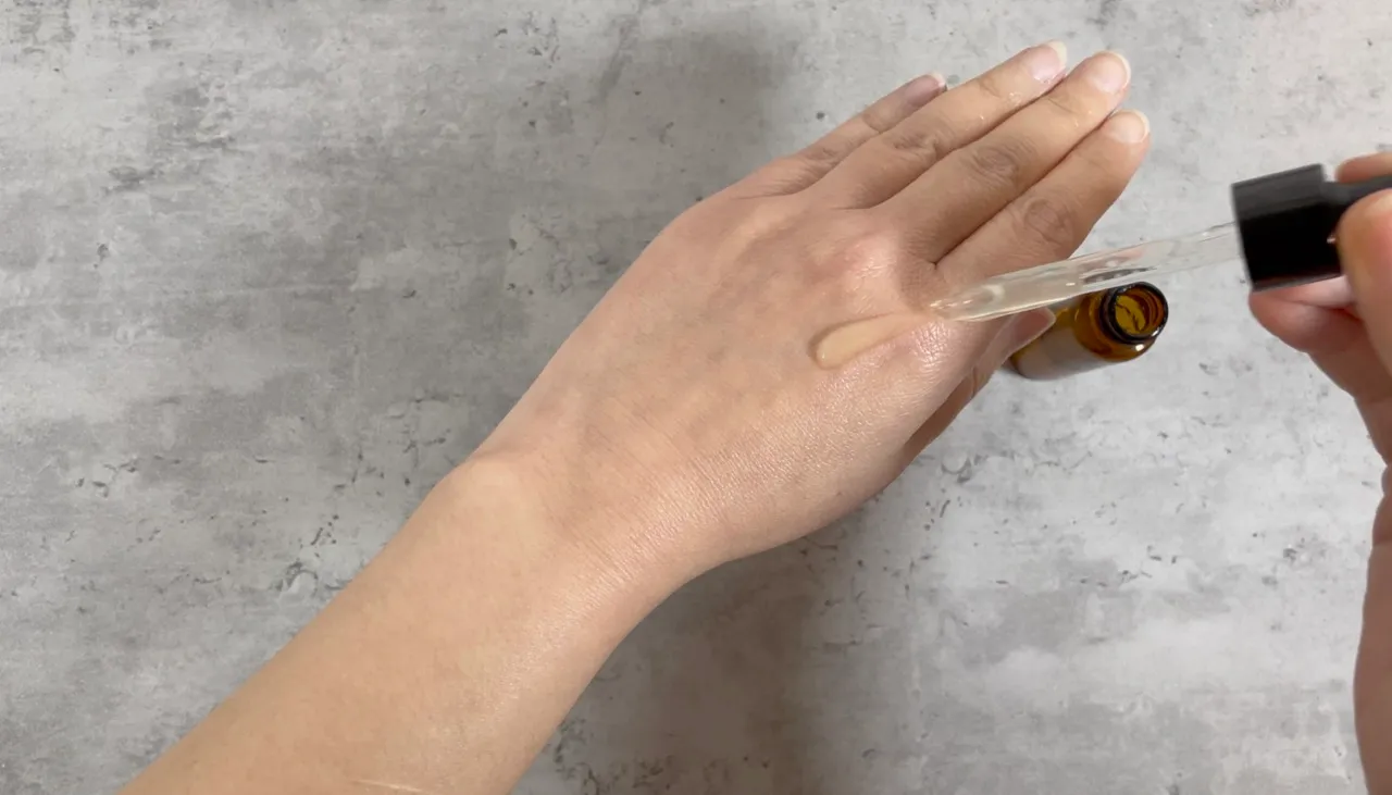 Hyaluronic Acid and Vitamin C Face Serum — step 23