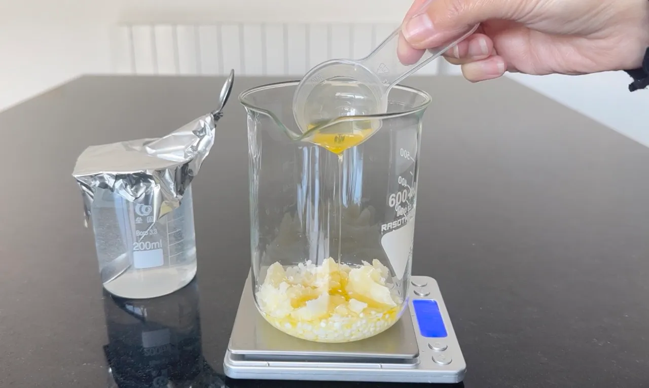 Hand Cream For Dry Hands — step 16