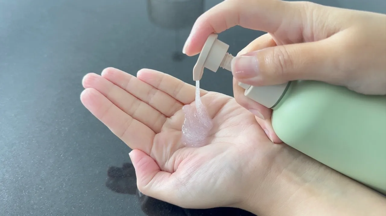 Easy Hand Wash — step 1