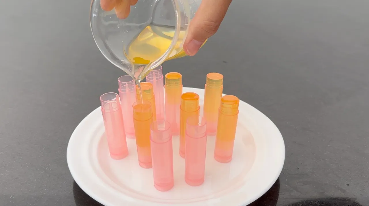 Summer Lip Balm Coconut Oil-Free — step 20
