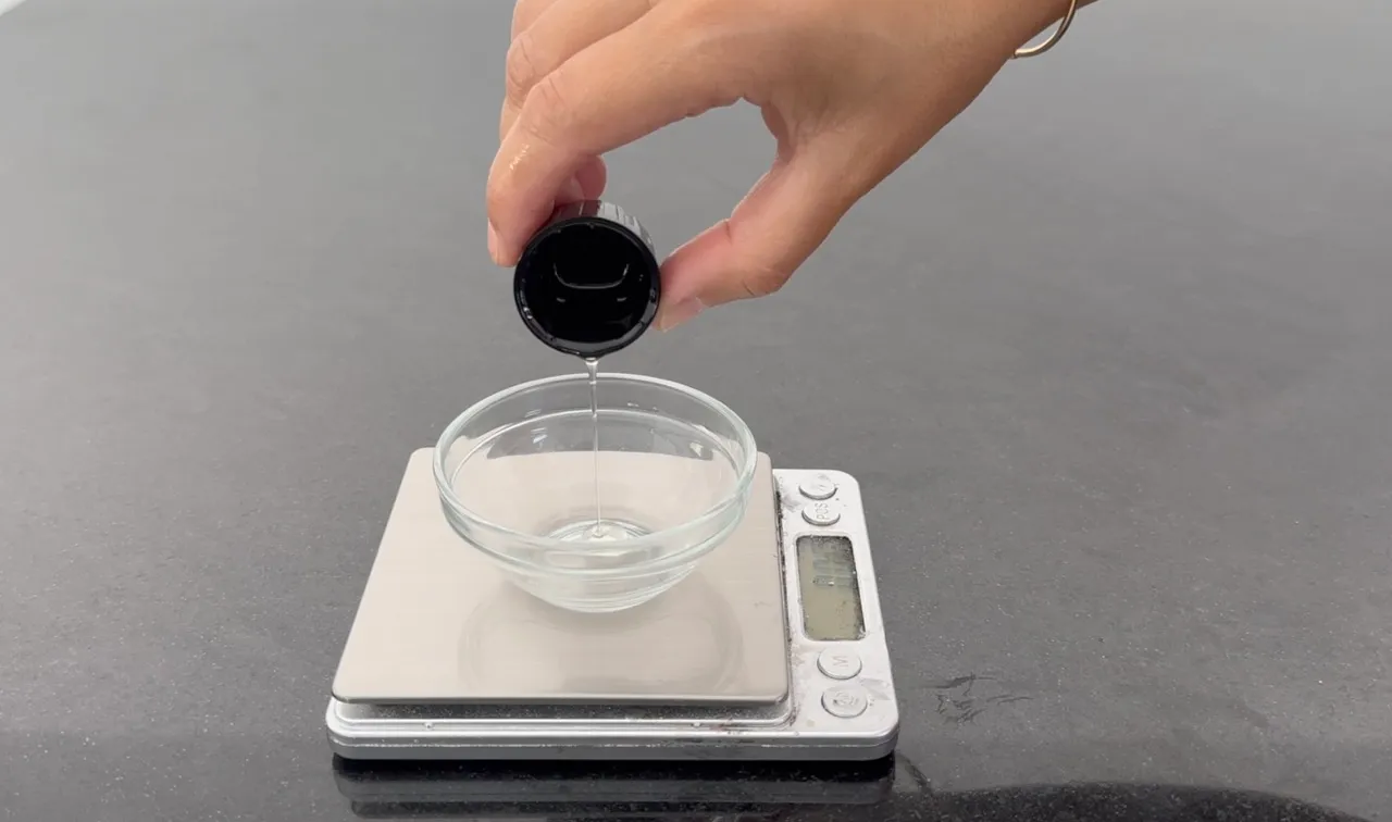 Summer Lip Balm Coconut Oil-Free — step 12