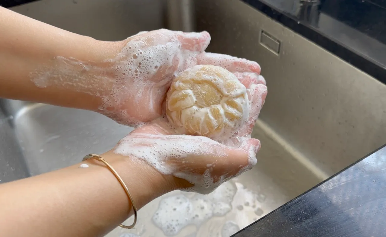 Oats Body And Face Soap — step 5
