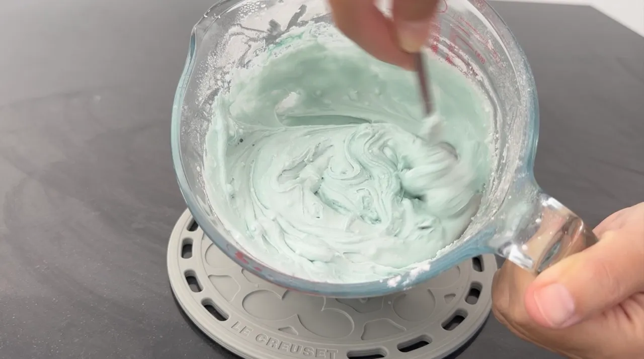 Pourable Shampoo Bars — step 1