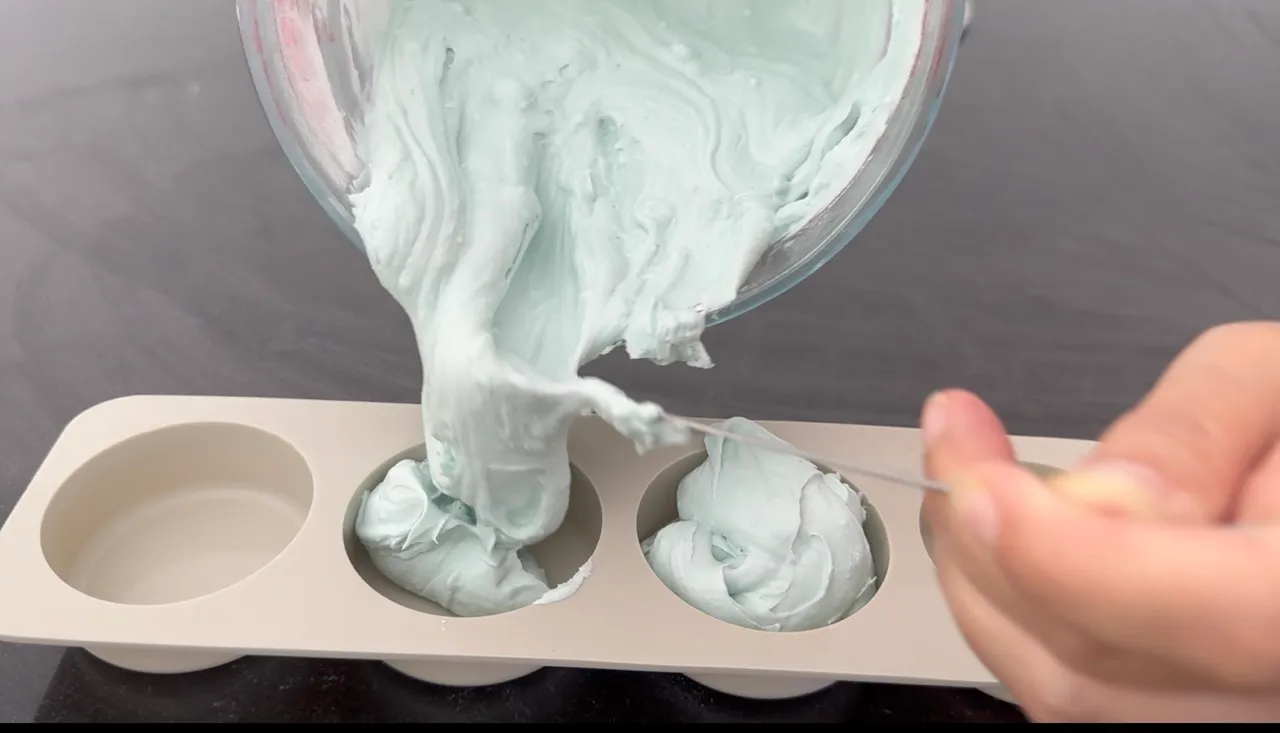 Pourable Shampoo Bars — step 28