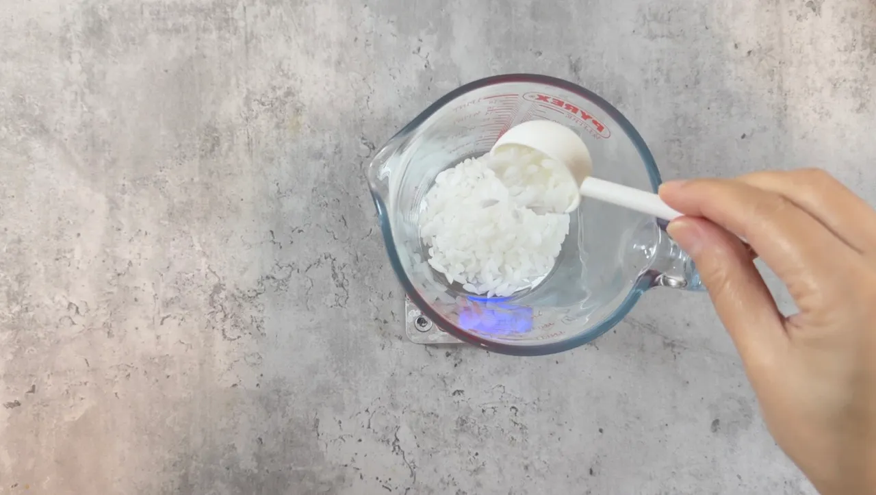 Solid Conditioner Bar For Damaged Hair — step 3