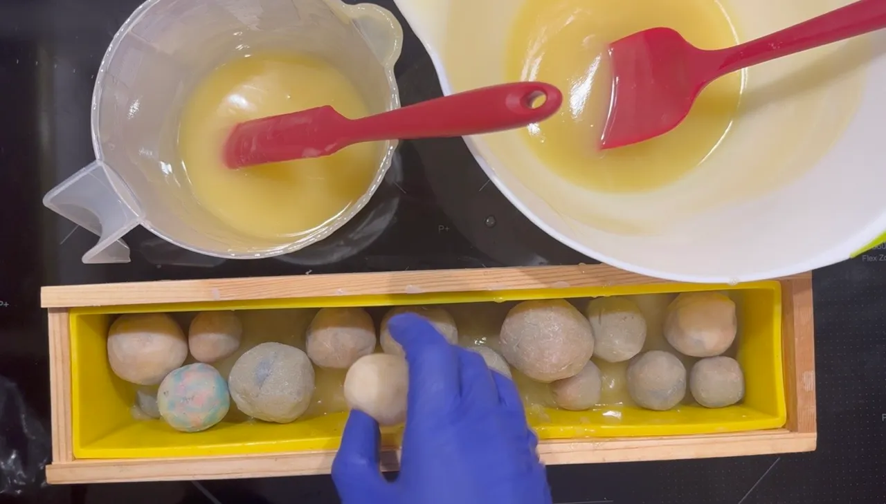 Using Soap Scraps For Soap Design — step 28