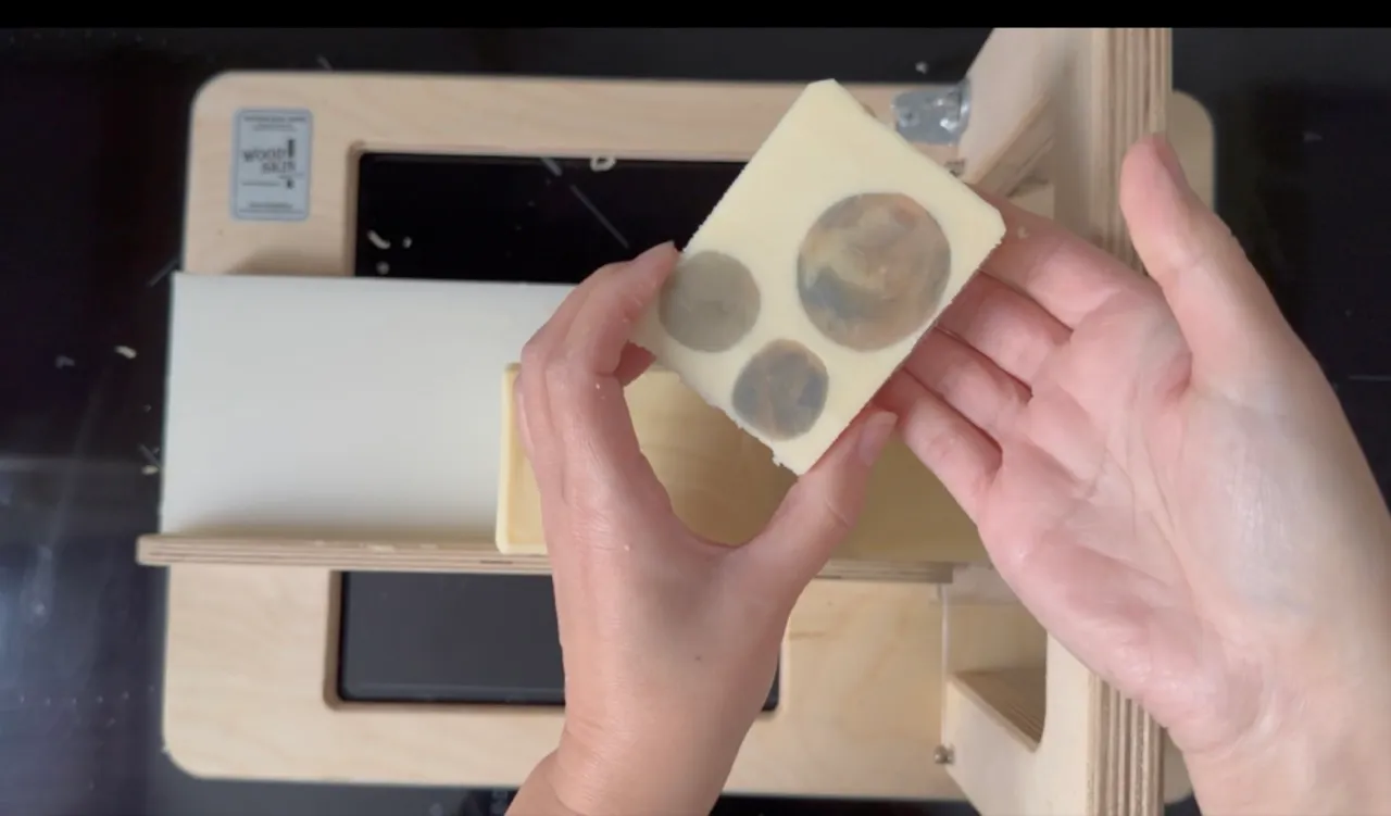 Using Soap Scraps For Soap Design — step 34