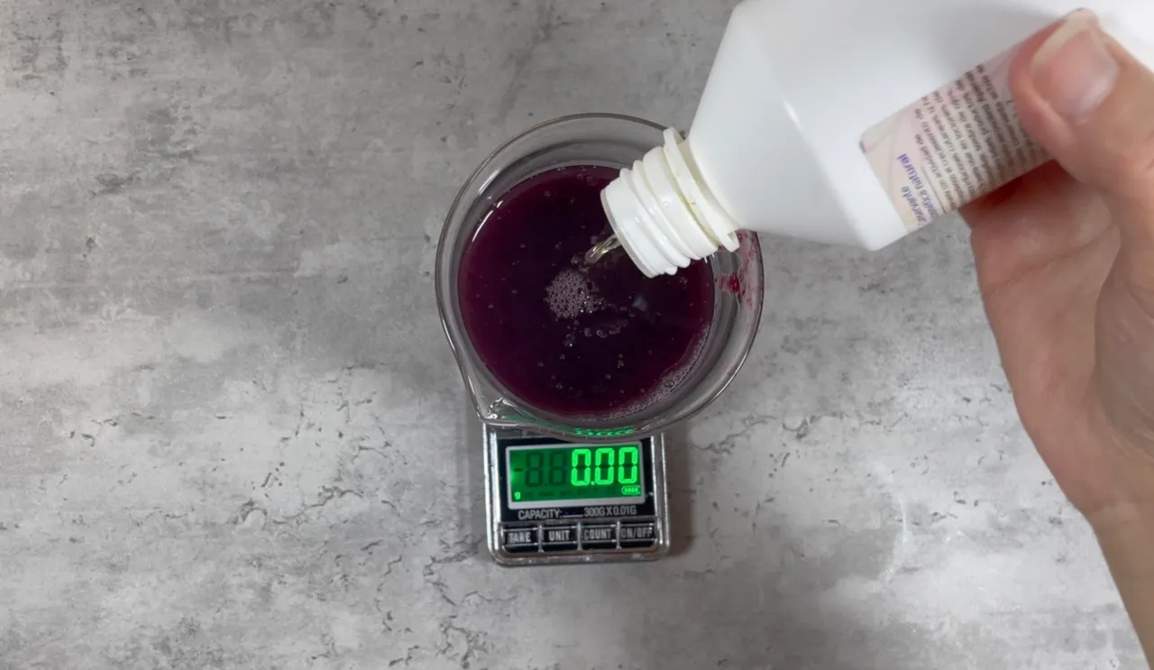 Moisturizing Hibiscus Shower Gel — step 23