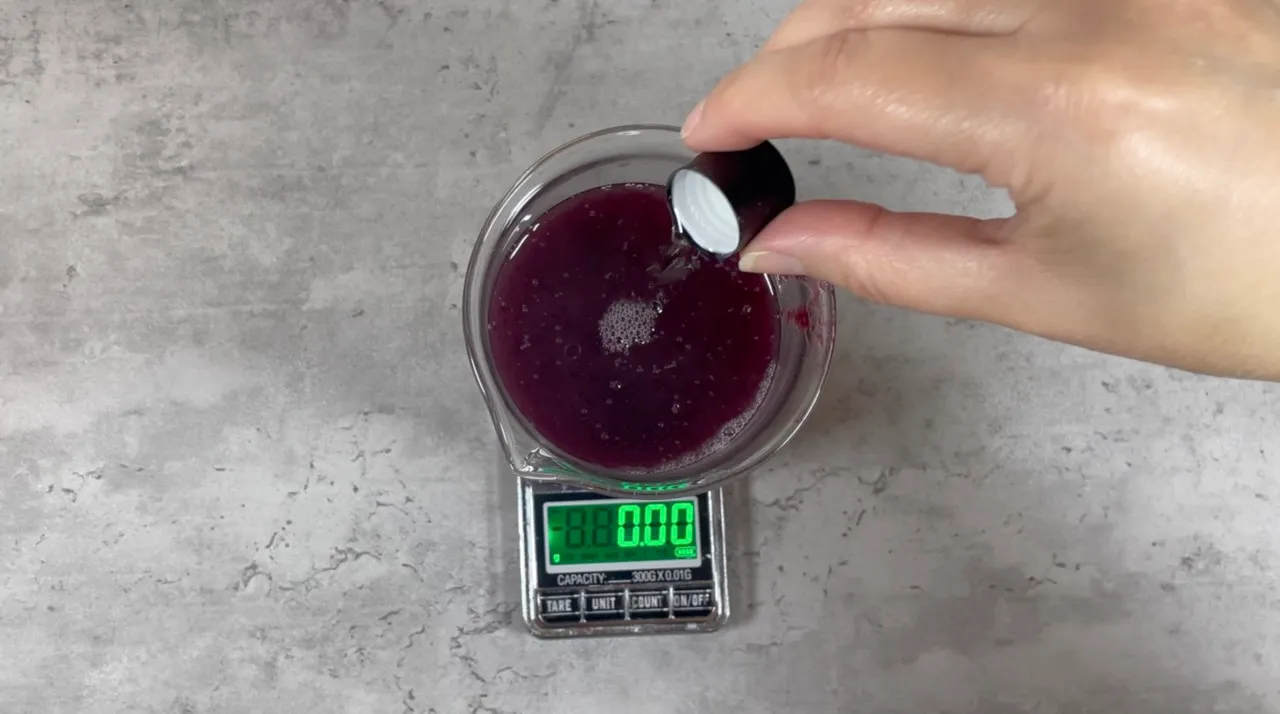 Moisturizing Hibiscus Shower Gel — step 25