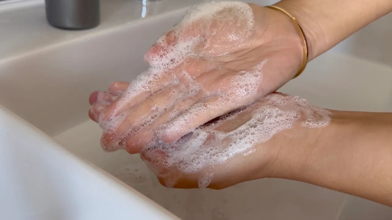 Hair Strength Shampoo — step 2