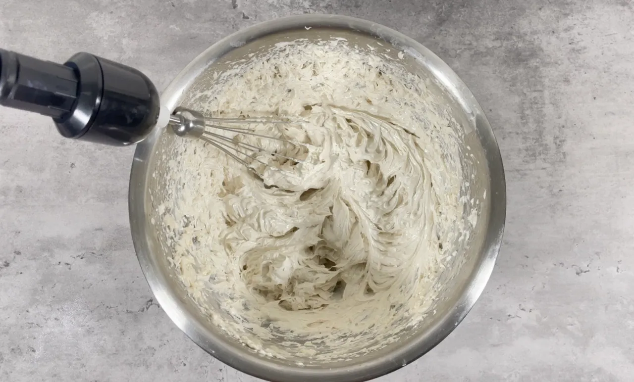 Whipped Sugar Scrub from Soap Scraps — step 19